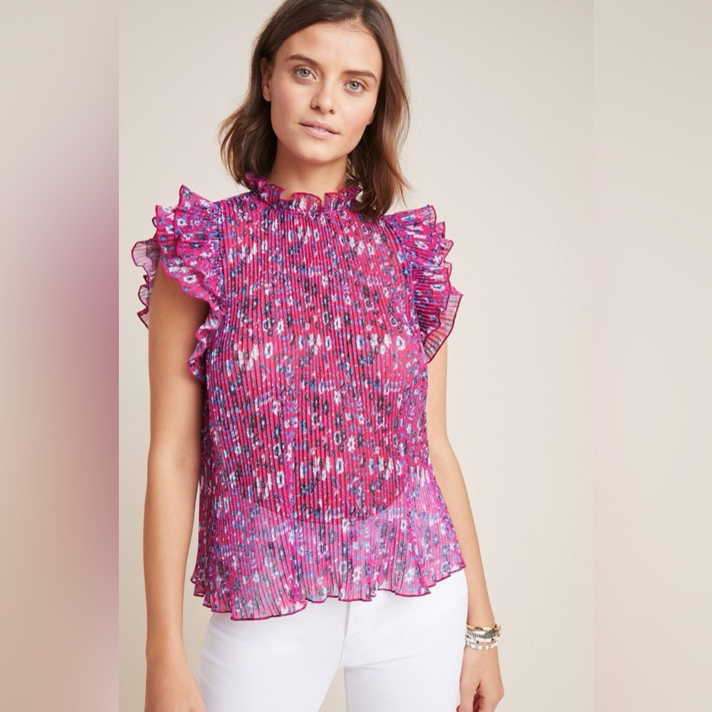 Anthropologie Frieda Pleated Floral Ruffled Cap-Sleeve Blouse in Purple Medium